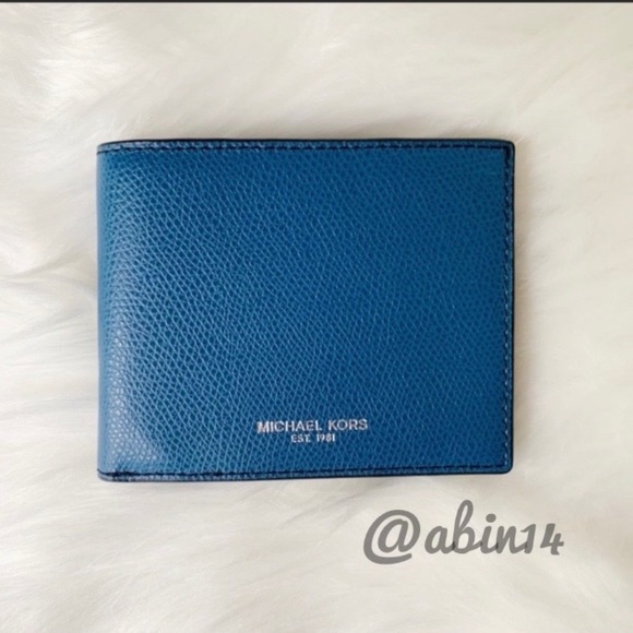 NWT Michael Kors Slim Leather Billfold Wallet - Picture 4 of 7